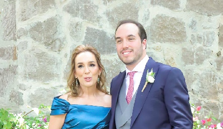  María Elena Ávila y su hijo Eduardo González.