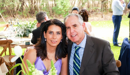  Rebeca y Rodolfo Treviño.