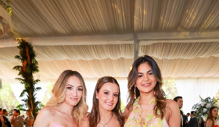  Paulina Marcos, Ximena Elorduy y Karina Santoscoy.