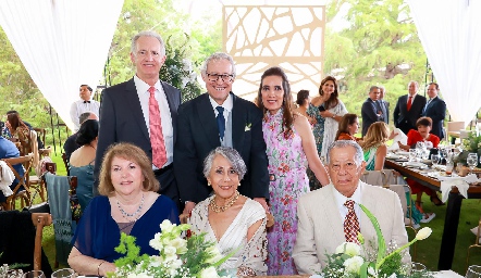  Joaquín Ardura, Edmundo Elorduy, Karina Santoscoy, Rosa María Ardura, Esperanza y Arturo Pecina.