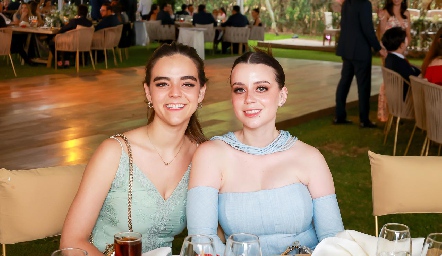  Inés y María José García.