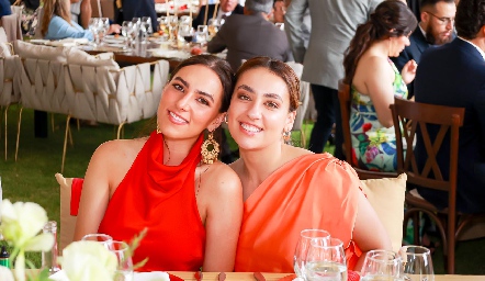  Sofía Baur y Camila Bidart.
