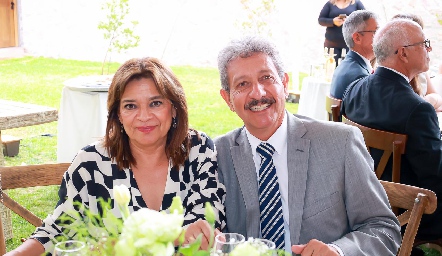  Ana Robles y Oscar Delgado.