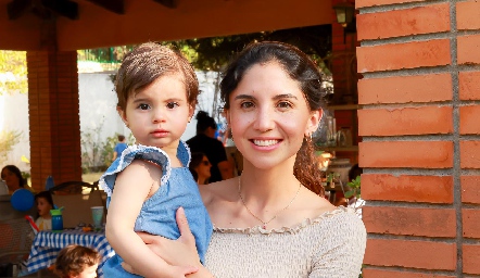  Ale Torres y Paula.