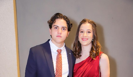  Emilio Delgado y Mariana Mendizábal.