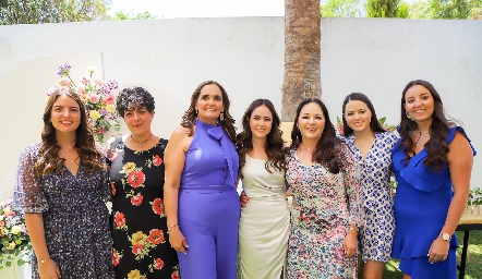  Gabriela y Daniela González, Gabriela Villanueva, Pau Aldrett, Claudia Álvarez, Marisol Aldrett y Marisol González.