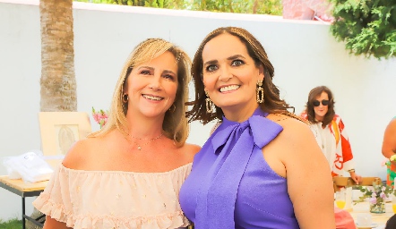  Maru Bárcena y Gabriela Villanueva.