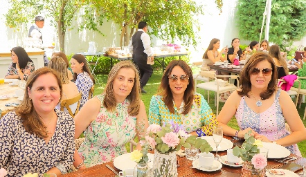  María Aurora Boiles, Charo Valladares, Odile Sánchez y Marcela Milán.