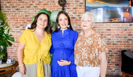  Claudia Ávila, Ale Ascanio y Gladis Villasana.