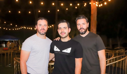  Los hermanos Luis Antonio, Mauricio y Luis Alberto Mahbub Tamez.