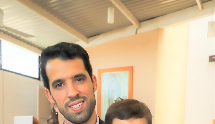  Alejandro Romo con su hijo Alejandro.