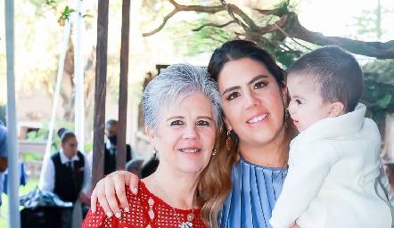 María Flora Martínez y Gaby Carrillo.