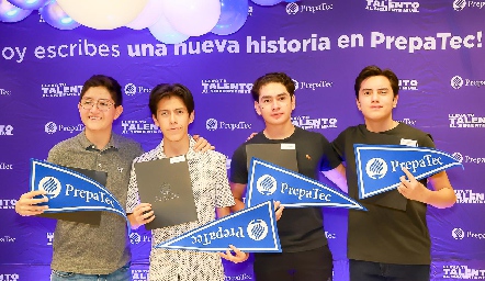  Germán, Nicolás, Agustín y Ricardo.