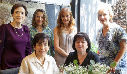  Lucía Dibildox, María del Carmen Dibildox, Genoveva García, Alicia Dibildox, Prieta Gómez y Claudia González.