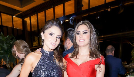  Claudia Perez Amaral y Bárbara Berrones.