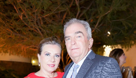  María Teresa Vertiz y Pablo Fernández.