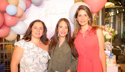  Claudia Ávila, Ale Ascanio y Rosy Rodríguez.