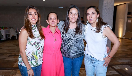  Vanesa Galarza, Mariana Ramírez, Maribel Bernal y Nuria Ejarque.