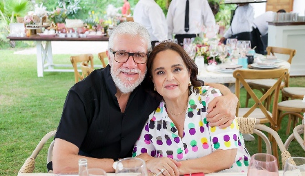  Salvador Granados y Elisa Robles.