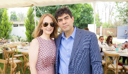  Claudia Carpizo y Luis Torres.