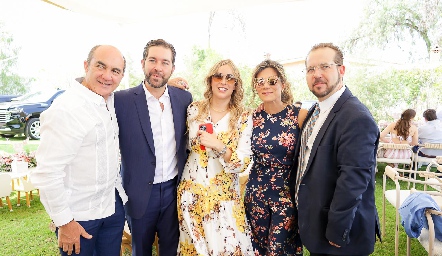  Carlos González, Alejandro Zamanillo, Gaby Alvarado, Verónica y Ramón Zamanillo.