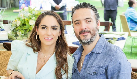  Maricarmen Mejía y Alejandro Granados.