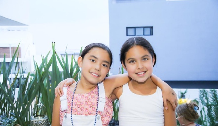  Aomi y Carmina.