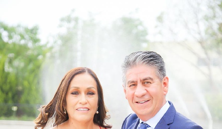  Lorena Barajas y Rafael León.