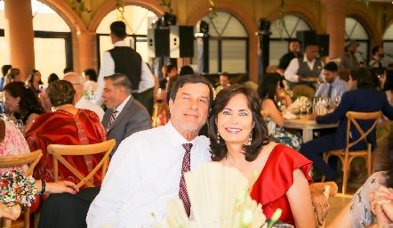  Ricardo Ortiz y Conchita Ramírez .