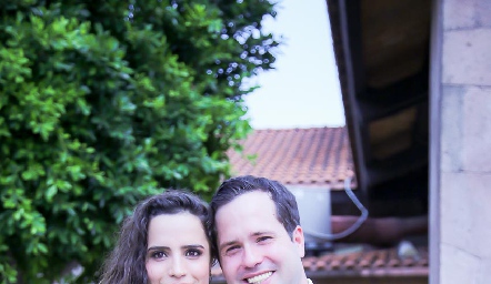  Adriana Guerra y Víctor Ortiz .