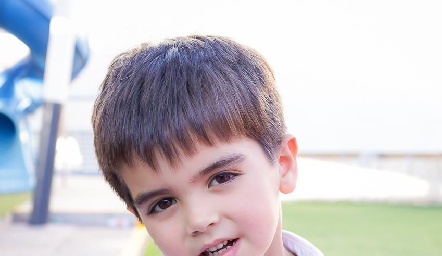  José Manuel.