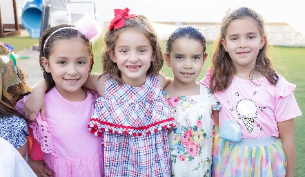  Regina, María Inés, Ale y Vale.