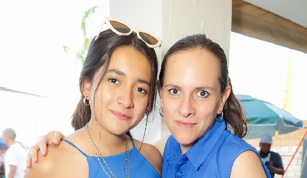  Regina, Beatriz y María Julia Alderete.