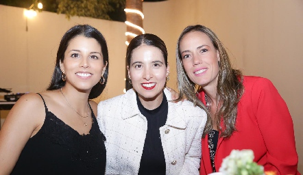  Lucía González, Cristina Kasis y Karla Ortiz.