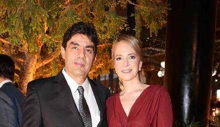  Luis Torres y Claudia Carpizo.