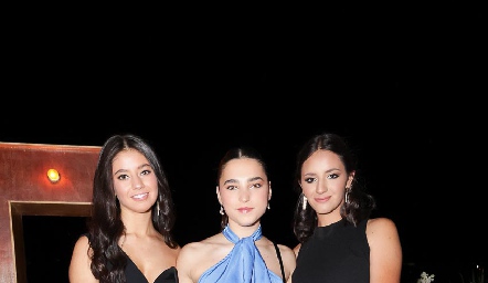  Fernanda Acebo, Camila del Bosque y Valeria del Valle.
