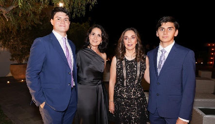  Sebastián Cabrera, Vicky Cabrera, Nuria Ejarque y Luis Fernando Torrescano.
