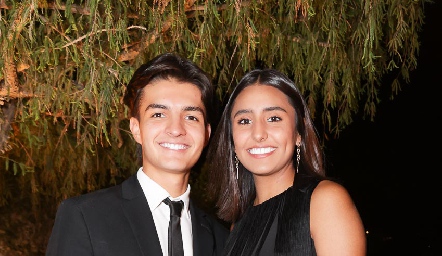  Mateo Ruelas y Camila Reyes.