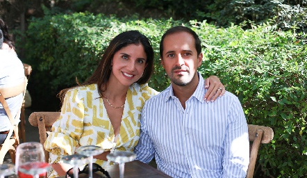  Alejandra Torres y Guillermo Romo.