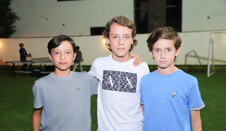  Patricio Leos, Santiago Mercado y Diego Torres.