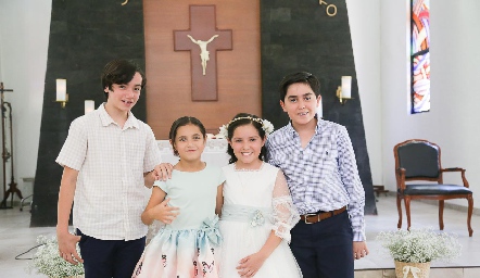   Diego, Loreta, Alexa y Mateo.