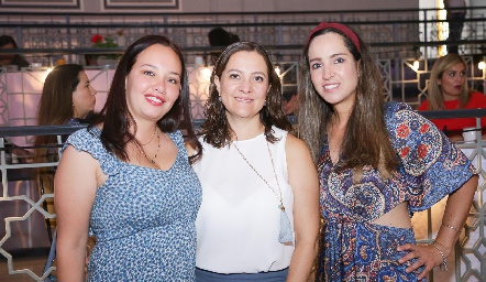  Mariana Ruiz, Cristina y Carla Ruiz.