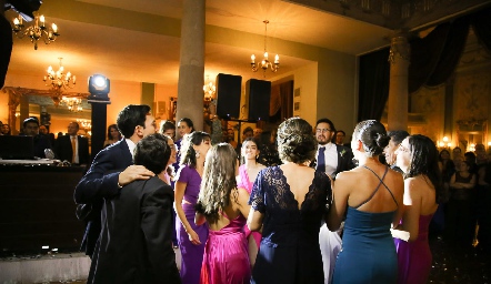  Baile.