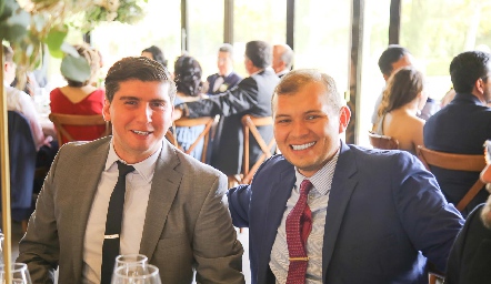  Mauricio Villalobos y Ricardo Lazarraga .