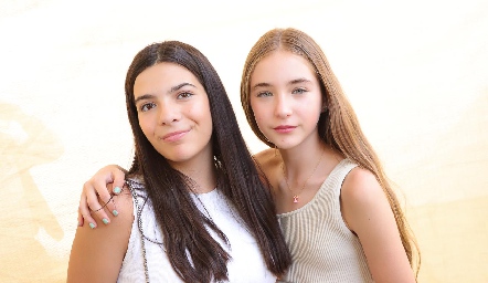  Isa Hernández y Triana Rosillo.