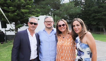  Tato, Julio, Pera y María Isabel.