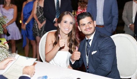  Montse Anaya y Oscar Cabrera ya son marido y mujer.