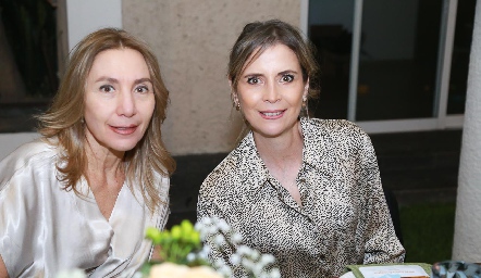  Celina Conde y Paty García.