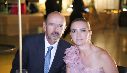  Ricardo Meade y Karina Navarro.