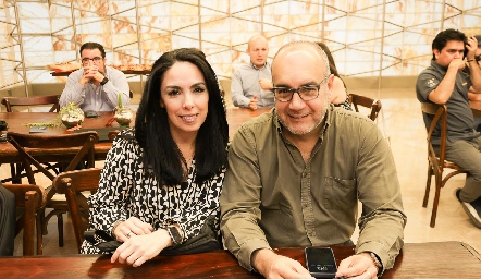  Martha Rodríguez y Carlos Bravo.